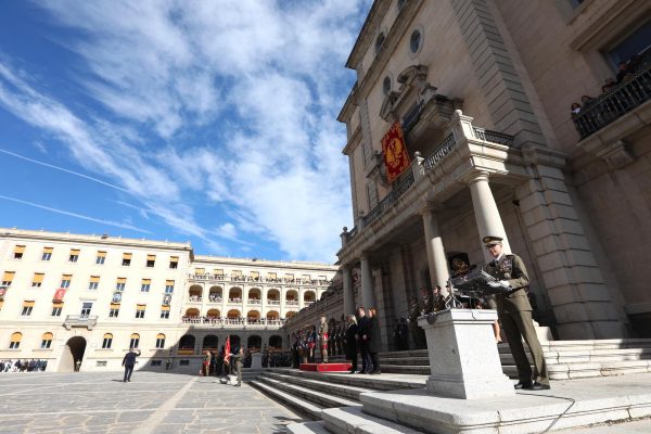 207b8da1-2b7e-4d79-9492-6bc187a4bcbc